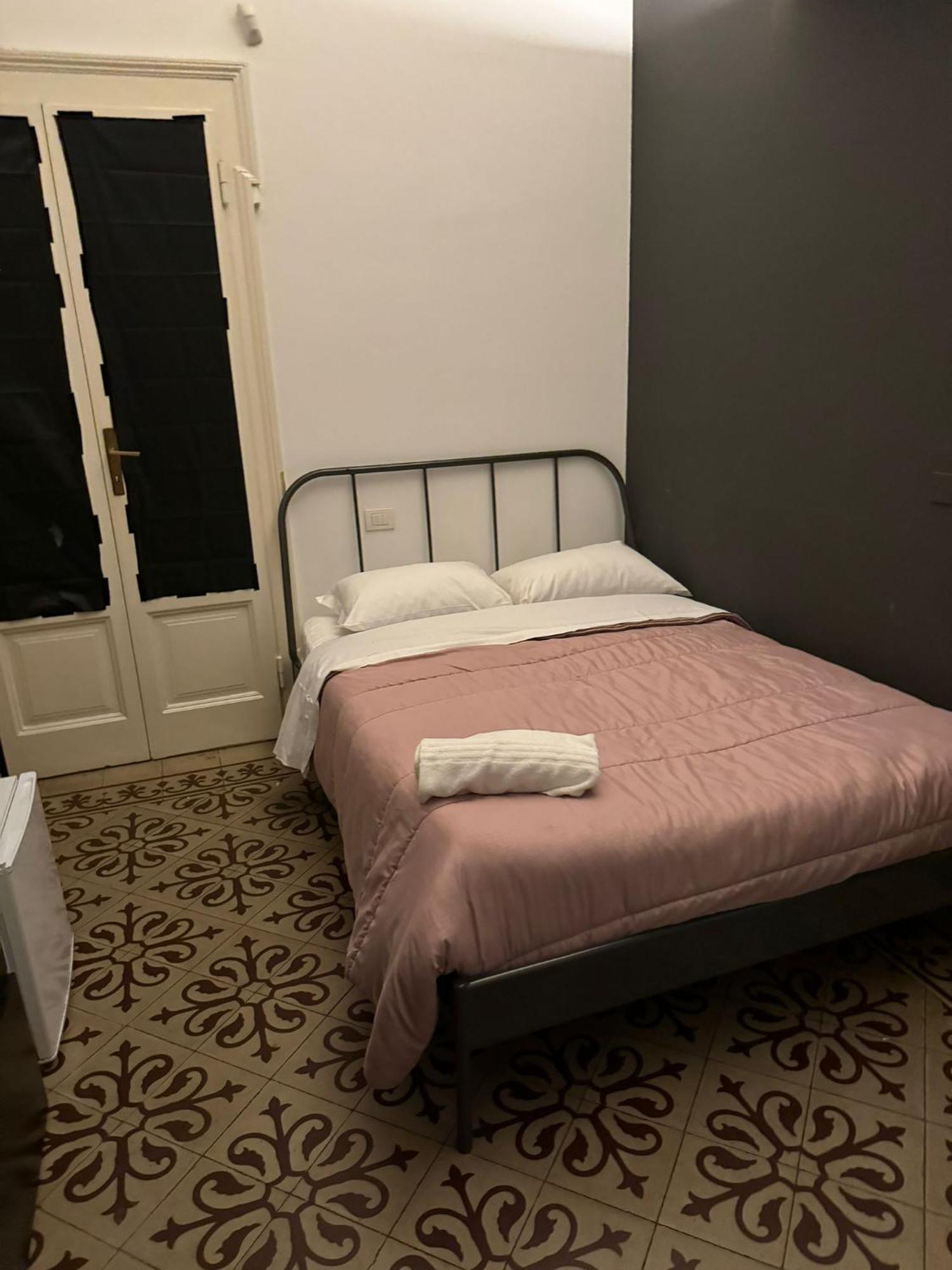 Double Room Private Bathroom